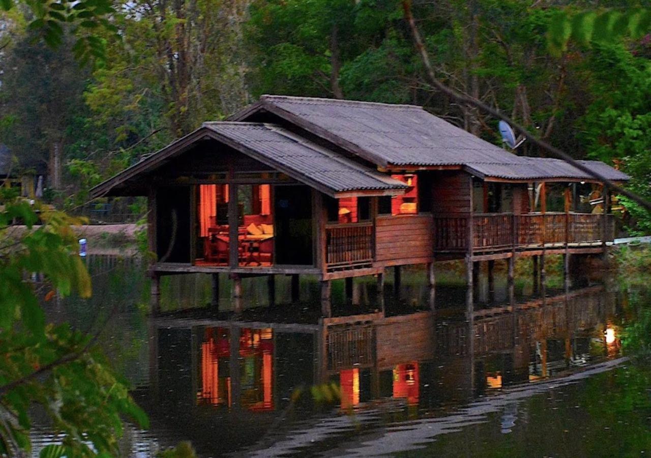 Отель Isaan Perazim Park Ройет Экстерьер фото